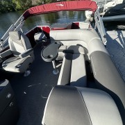 2024 Bennington 188SVF Narrow Beam - Rossa Red